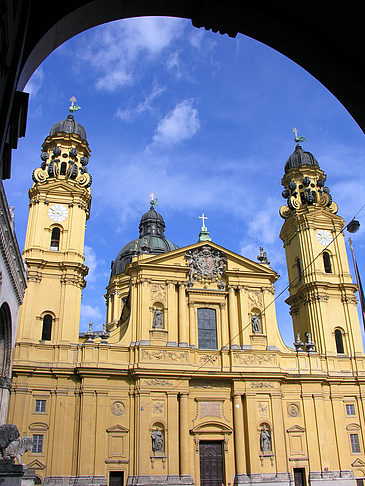 Fotos Theatinerkirche | München